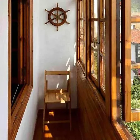 La Casina De La Fragua Дом отдыха Ластрес