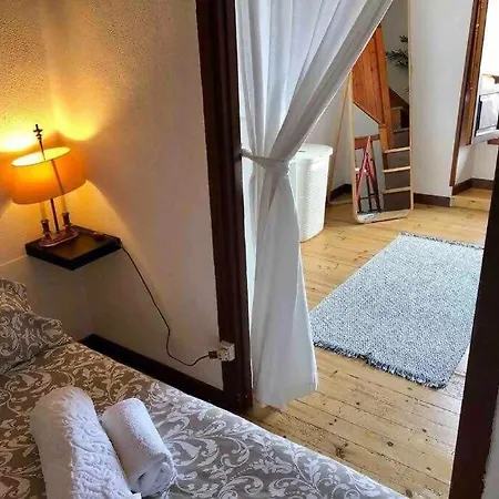 La Casina De La Fragua