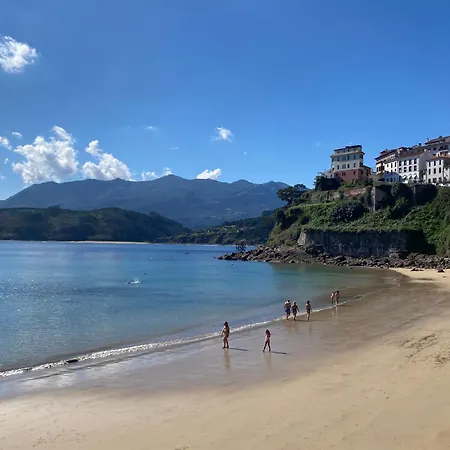 La Casina De La Fragua * Lastres